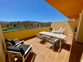 3New 2 bed 2 bath Apartment with Community pool and local beach